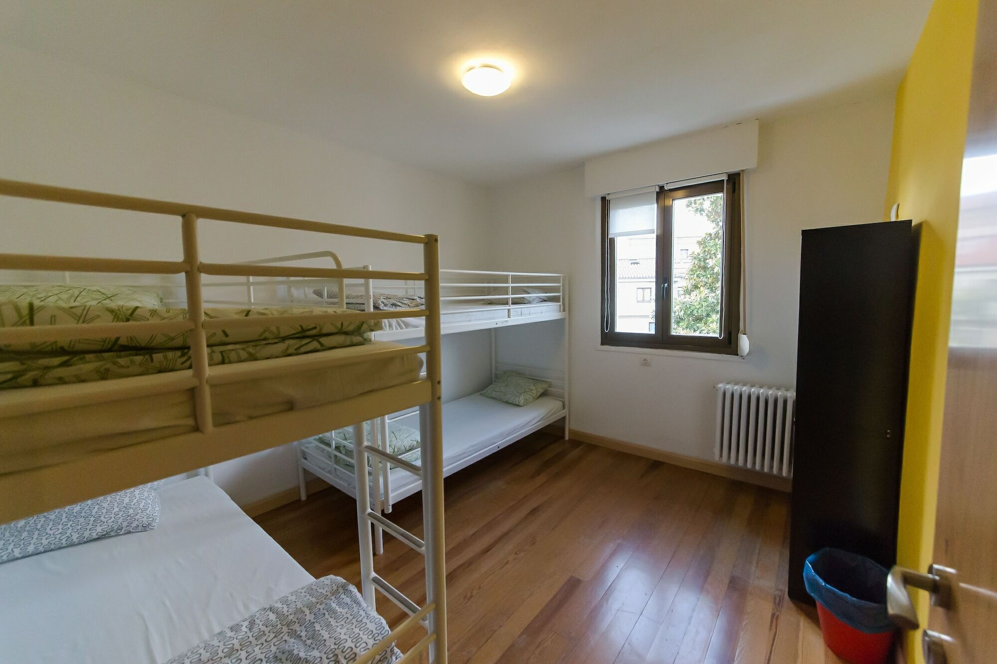 Xarma Hostel Pamplona Exteriör bild